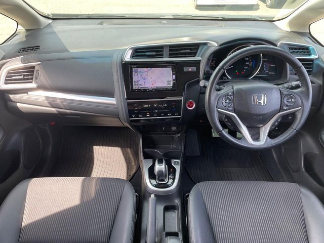フィット1.5 ハイブリッド L ホンダセンシング
