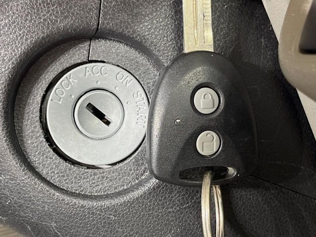 �y�L�[���X�z�������ꂽ�ꏊ����ł��{�^����Ńh�A�̊J���E�{�����ł���̂łƂ��Ă��֗�!�h�A�̌�������ɏ������邱�Ƃ�����܂���