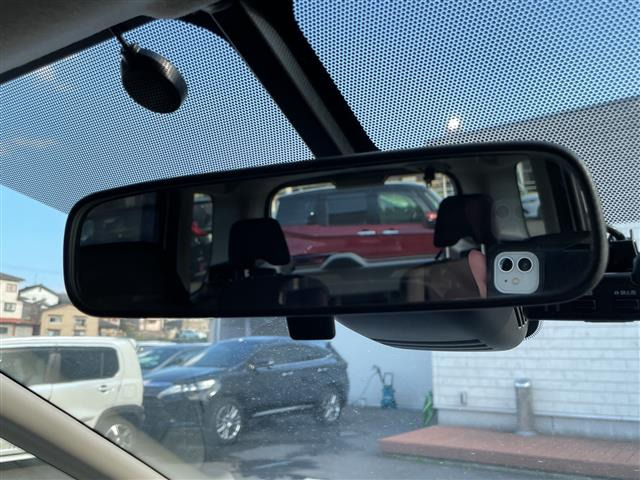 セレナ1.2 e-POWER XV