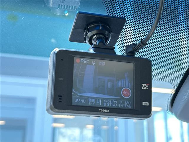 カムリ2.5 G レザーパッケージ E-Four 4WD