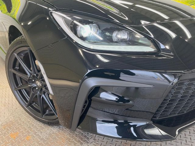 �yLED�w�b�h���C�g�z���V����ԑ��s�����ǍD�Ȏ��E���m�ۂ����S���ĉ^�]�ł��鍂�P�xLED�w�b�h���C�g�𑕔�!�_�����x�������A����d�͂��}�����Ă��܂��B