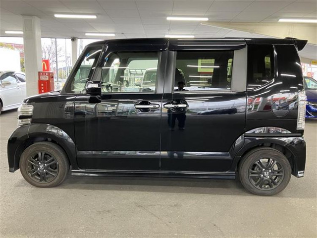 N-WGNカスタムG SS ブラックスタイルパッケージ