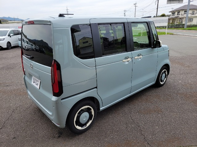 N-BOXファッションスタイル モノトーン