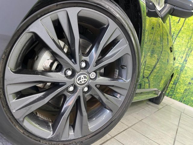 �y����17�C���`�A���~�z�C�[���z�O�ςɃ}�b�`���������A���~�z�C�[���𑕒����Ă���܂��B�e��ЊO�A���~�z�C�[����A�X�^�b�h���X�^�C�����戵�����Ă���܂��B���񂲑��k����������
