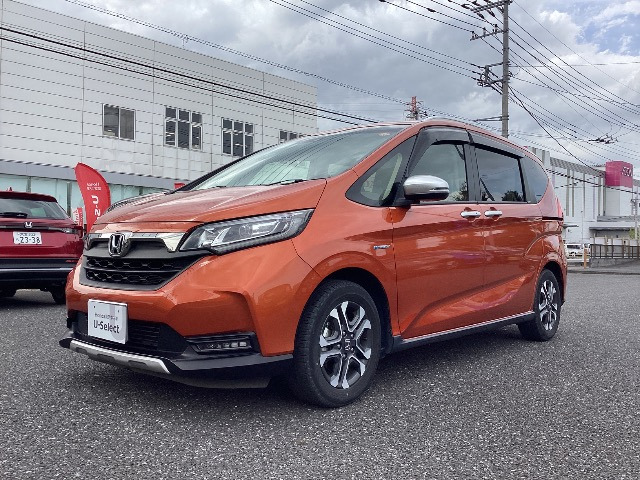 フリード1.5 ハイブリッド クロスター ホンダセンシング