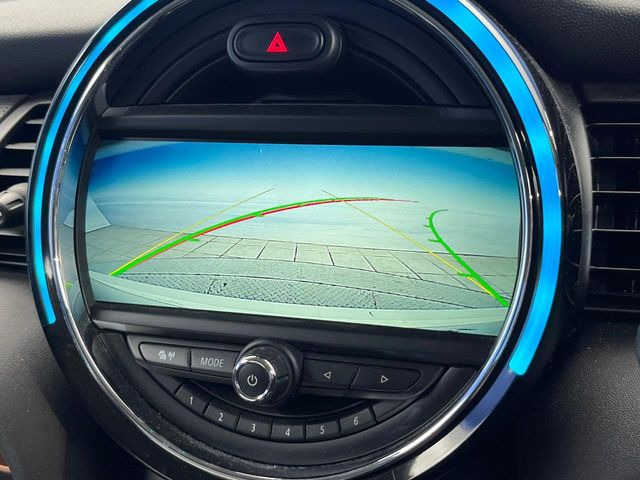 ���o�b�N�J����:�֗��ȁy�o�b�N�J�����z�ň��S�m�F���ł��܂��B���Ԃ����ȕ��ɂ��I�X�X���ȕ֗��@�\�ł��B