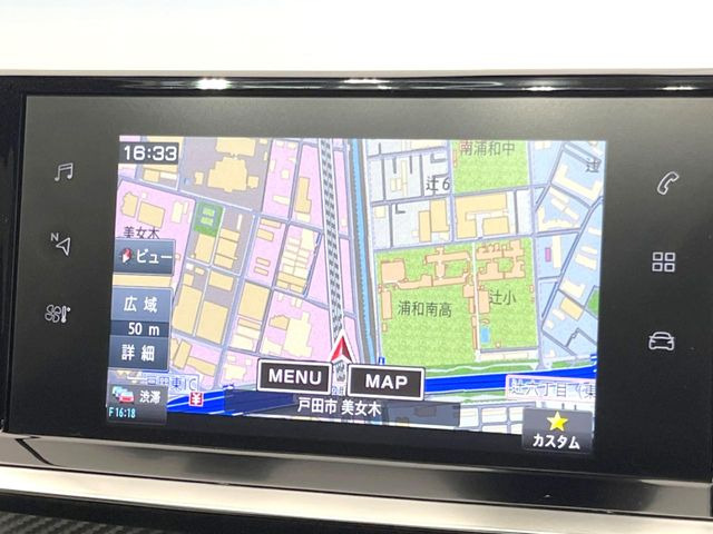 ●純正ナビ:一体感のあるナビは、高級感ある車内を演出してくれます。オーディオ機能も充実しておりますので、運転もより楽しめます♪