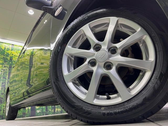 �O�ςɃ}�b�`���������A���~�z�C�[���𑕒����Ă���܂��B�e��ЊO�A���~�z�C�[����A�X�^�b�h���X�^�C�����戵�����Ă���܂��B���񂲑��k����������