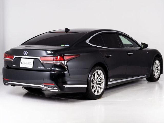 エアロパーツ取付やアルミホイールカスタムなどのドレスアップもご注文可能!