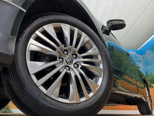 �y����19�C���`�A���~�z�C�[���z�O�ςɃ}�b�`���������A���~�z�C�[���𑕒����Ă���܂��B�e��ЊO�A���~�z�C�[����A�X�^�b�h���X�^�C�����戵�����Ă���܂��B���񂲑��k����������