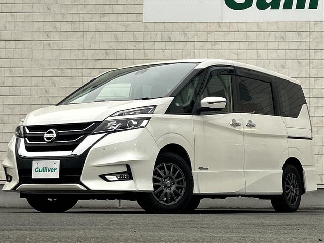 セレナ2.0 ハイウェイスター Vセレクション 4WD