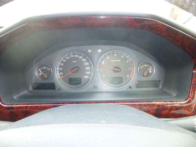 ���s���Ȗ�12.8��km�ł��B