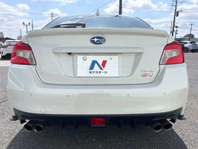 安心の最長10年・走行無制限保証(有償)をご用意。保証内容も充実はもちろん、無料点検&オイル交換や、年中無休の全国・24時間ロードサービスも付帯されておりますのでご安心下さい。