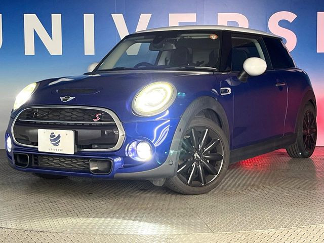 ��LED�w�b�h���C�g:��ԑ��s�����ǍD�Ȏ��E���m�ۂ����S���ĉ^�]�ł��鍂�P�xLED�w�b�h���C�g�𑕔�!�_�����x�������A����d�͂��}�����Ă��܂��B