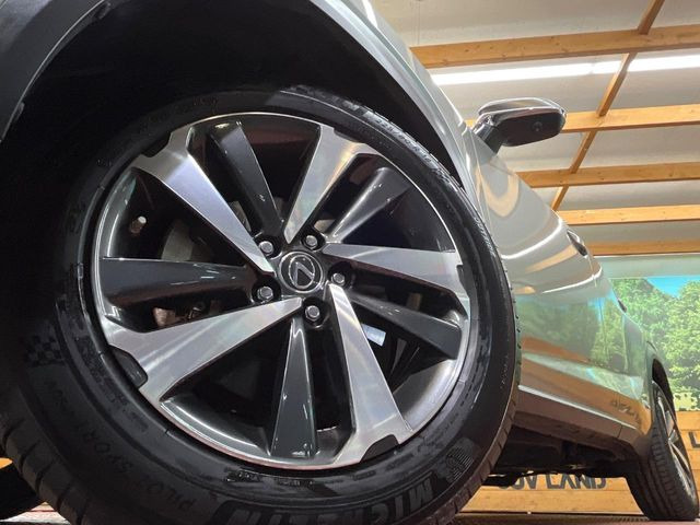 �y����17�C���`�A���~�z�C�[���z�O�ςɃ}�b�`���������A���~�z�C�[���𑕒����Ă���܂��B�e��ЊO�A���~�z�C�[����A�X�^�b�h���X�^�C�����戵�����Ă���܂��B���񂲑��k����������