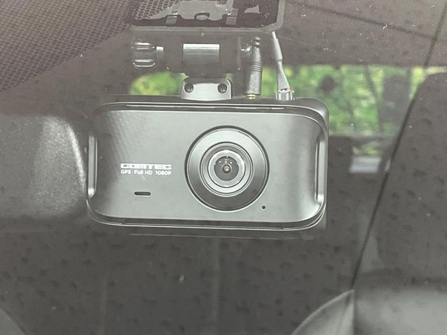 �y�h���C�u���R�[�_�[�z���S�E���S�ȃJ�[���C�t�ɕK�{�̃h���C�u���R�[�_�[�𑕔�!���s���͂������A������^�]�⎖�̂ɑ��������ۂ̏󋵂��f���ŋL�^���A����̃��X�N�ɔ����܂��B