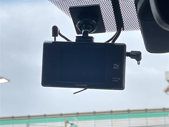 アルファードハイブリッド 2.5 エグゼクティブ ラウンジ S E-Four 4WD