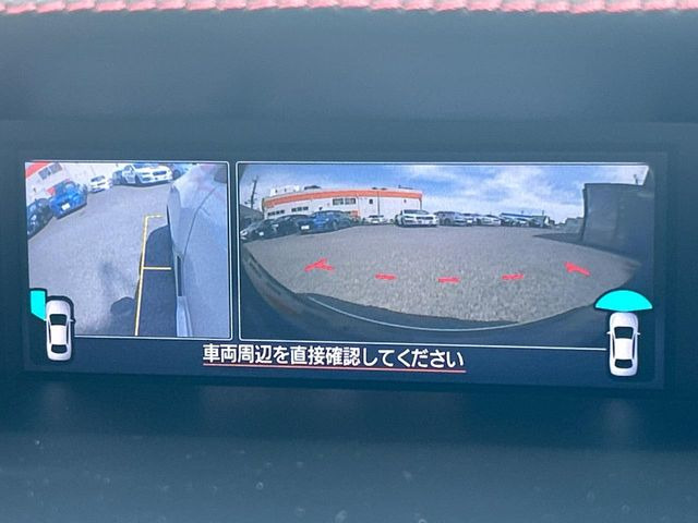 【フロント&サイド&バックカメラ】ドライバーから見にくい死角部分を映像で確認できるカメラを各所に装着。見通しがきかない場所や住宅密集地などを運転することが多い人におすすめの安心装備です。