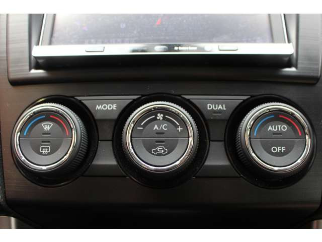 �I�[�g�G�A�R��