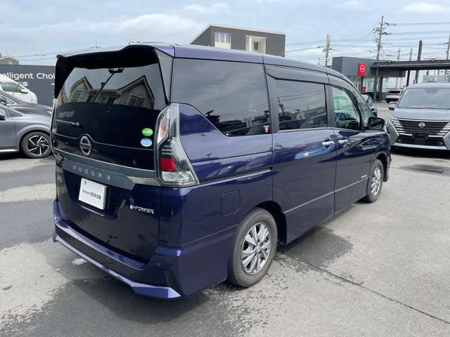 セレナ1.2 e-POWER ハイウェイスターV