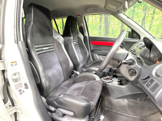 �yRECARO���o�P�b�g�V�[�g�z�l�ԍH�w�Ɋ�Â����ʈ����z�ɂ���č��ւ̕��S�Ⓑ���ԉ^�]���̔�J�������y������ڂŃ��J���Ƃ킩��X�|�[�e�B�ȃ��b�N�X�������ł��B