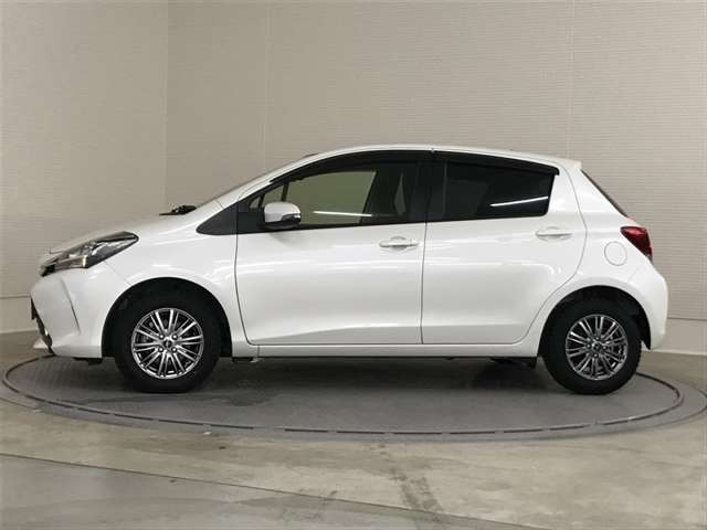 ヴィッツ1.0 F スマートストップパッケージ