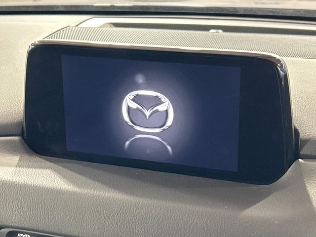 �y�����i�r�z�l�C�̏����i�r�𑕔����Ă���܂��B�i�r�̎g���₷���͂������A�I�[�f�B�I�@�\���[��!�L�����v�◷�s�͂������A�ʋ΂┃�����ȂǕ��i�̃h���C�u���y�����Ȃ�͂���