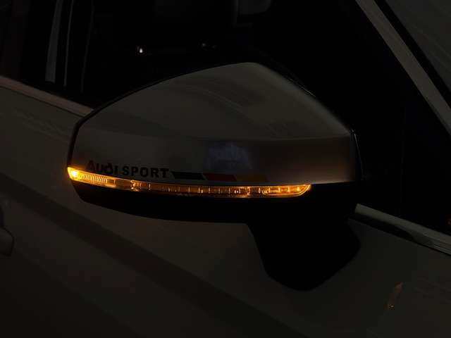 【ローン取扱】各種オートローンお取り扱い御座います。頭金ゼロ、最長10年までご利用可能です。仮審査は簡単Web入力にて無料で承ります。