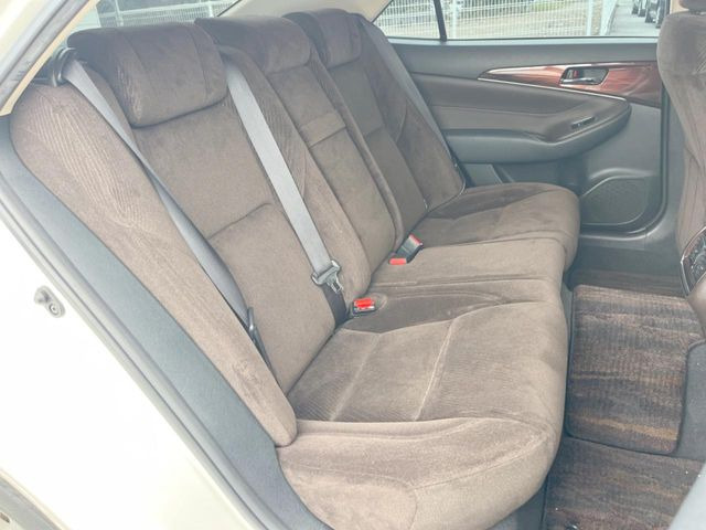 �㕔���Ȃ��C�ɂȂ�悤�ȃL�Y�E�����ւ��蓙�A�傫�ȃ_���[�W�͂Ȃ��A�ǍD�ȏ�Ԃł��B