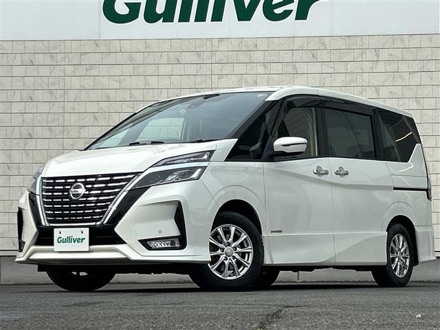 セレナ2.0 ハイウェイスターV 4WD