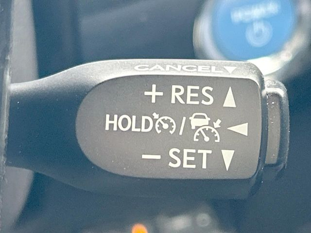 �y���[�_�[�N���[�Y�R���g���[���z�������H�ł̒��������s���y��!!�����ő��x��ۂN���[�Y�R���g���[�����A�Փˌy���V�X�e���ƘA�g���A�O���̎ԗ������m���ĎԊԂ�ۂ悤�ɑ��x���߂��Ă���܂�!!