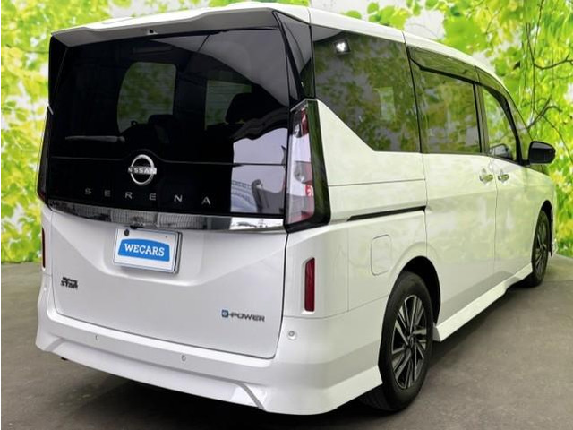 セレナ1.4 e-POWER ハイウェイスターV