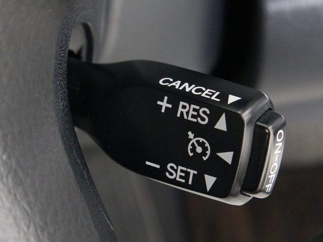 �y�I�[�g�N���[�Y�R���g���[���z���ځB�A�N�Z������Ȃ��ł��Ԃ������ŃX�s�[�h��ۂ��Ă����@�\�ł��������̍����͊y�X�ł��B