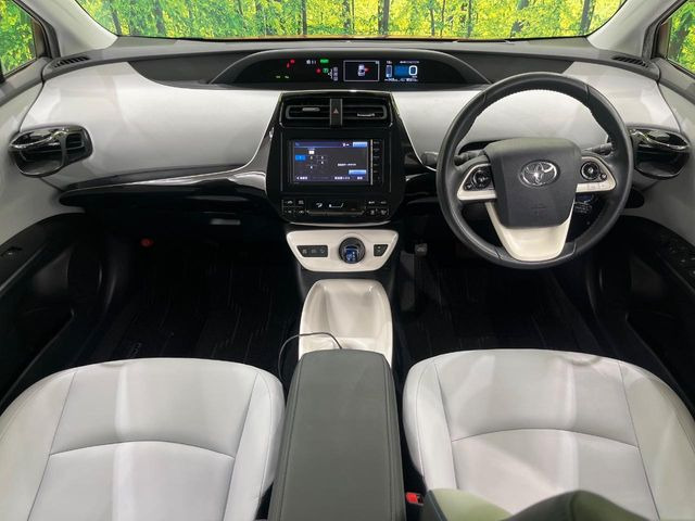 プリウス1.8 A ツーリングセレクション