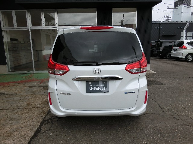 フリード+1.5 ハイブリッド G