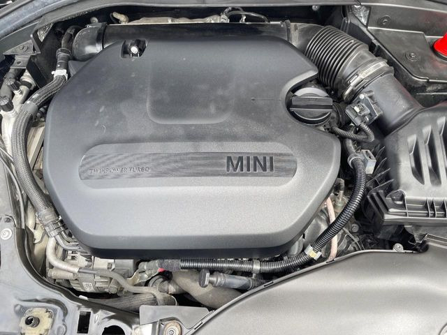 �����X�ł́A�e���[�J�[�̐�p�f�f�e�X�^�[�𓱓��B���Ǝ��i�����e�N�j�J���X�^�b�t���풓���Ă���܂��̂ŁA������̍ۂɂ����S���Ă����p���������܂��B