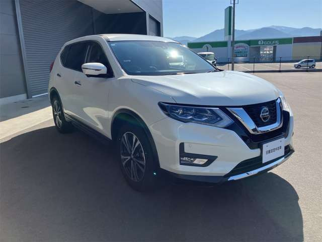 エクストレイル2.0 20Xi 4WD