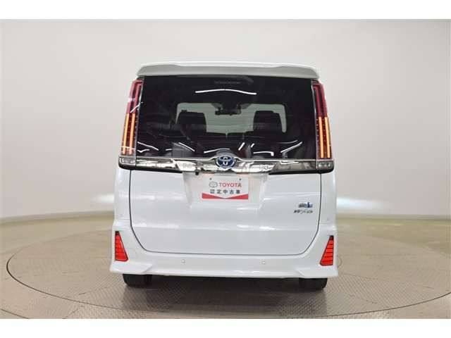 ノア1.8 ハイブリッド Si W×B II