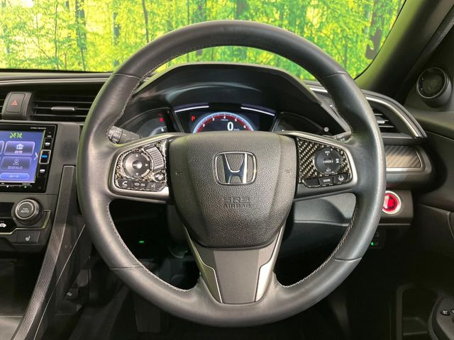 �y�����v�����X�e�A�����O�z�㎿�Ȋv���g�p���邱�ƂŁA��ɂ����������݂ƂĂ��^�]���₷���n���h���ł���