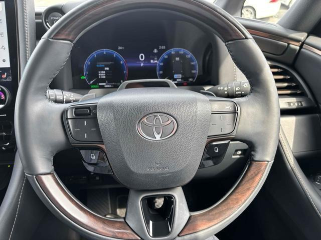 ヴェルファイアハイブリッド 2.5 Z プレミア E-Four 4WD