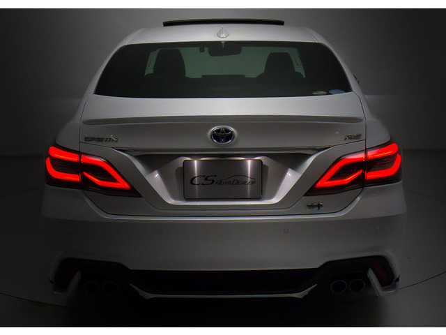 ★テールスモークやLED加工、マフラー、ルーフスポイラー、エアロパーツなど取り付け承ります!