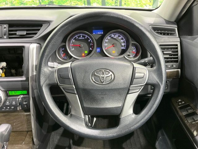 ステアリングも使用感が少なく、きれいな状態となっております♪