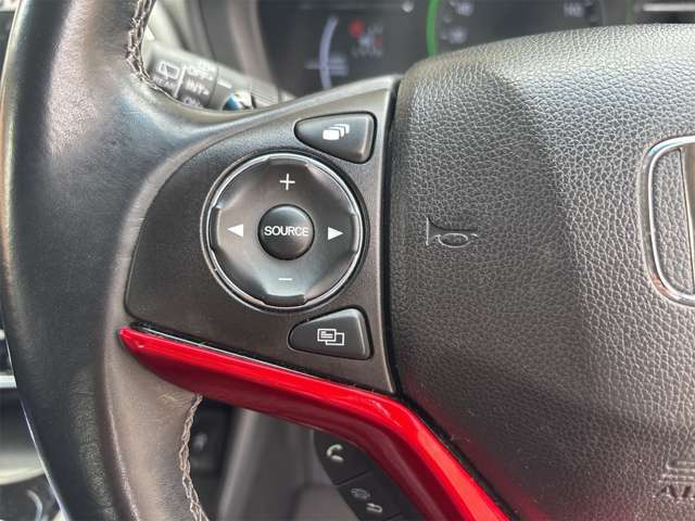 �X�e�A�����O�X�C�b�`�i�r�A��