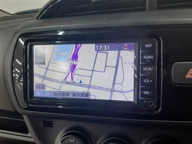 ヴィッツ1.3 F 4WD