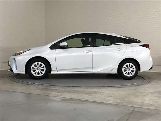 プリウス1.8 S セーフティ プラスII