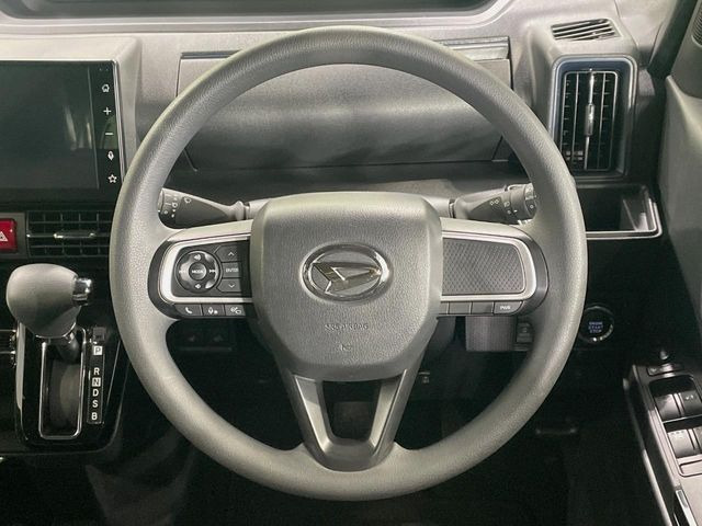 �y�����v�����X�e�A�����O�z�㎿�Ȋv���g�p���邱�ƂŁA��ɂ����������݂ƂĂ��^�]���₷���n���h���ł���