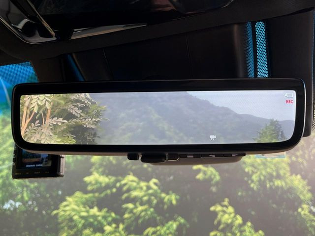 �y�f�W�^���C���i�[�~���[�z��Ȃ̑傫�ȉו��⓯��҂Ō�����m�F���Â炢���ł����S!�J�������B�e�����ԗ�����̉f�������[���~���[���ɕ\���B�N���A�Ȏ��E�ŏ󋵂̊m�F���\�ł�!