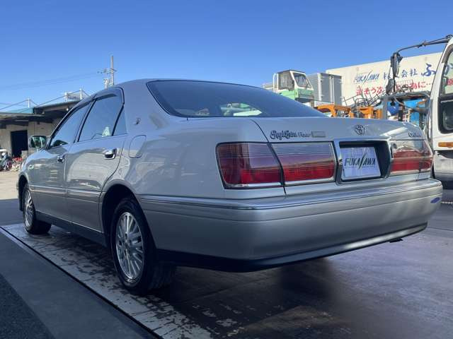 クラウン2.5 ロイヤルエクストラ Four リミテッド 4WD