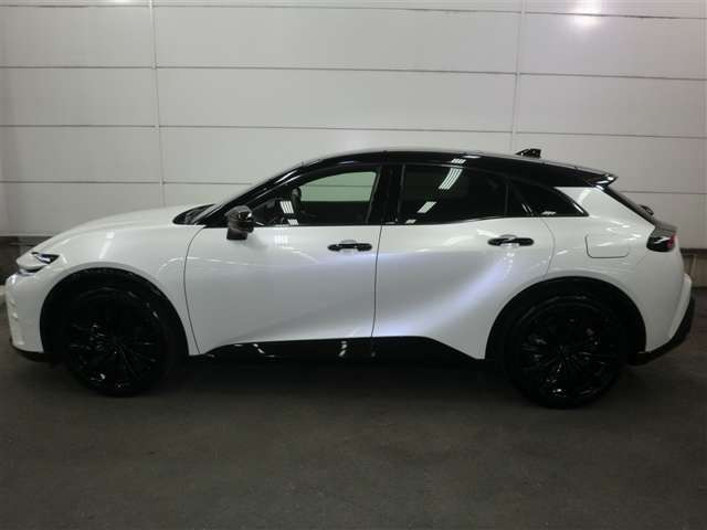 クラウンスポーツ2.5 Z E-Four 4WD