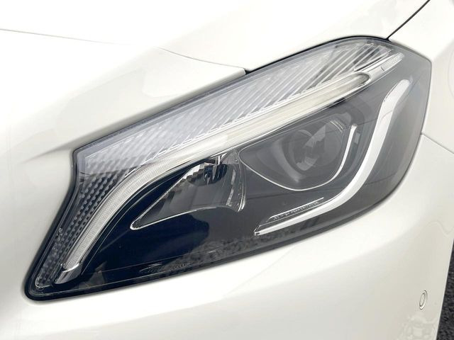 ��LED�w�b�h���C�g:��ԑ��s�����ǍD�Ȏ��E���m�ۂ����S���ĉ^�]�ł��鍂�P�xLED�w�b�h���C�g�𑕔�!�_�����x�������A����d�͂��}�����Ă��܂��B